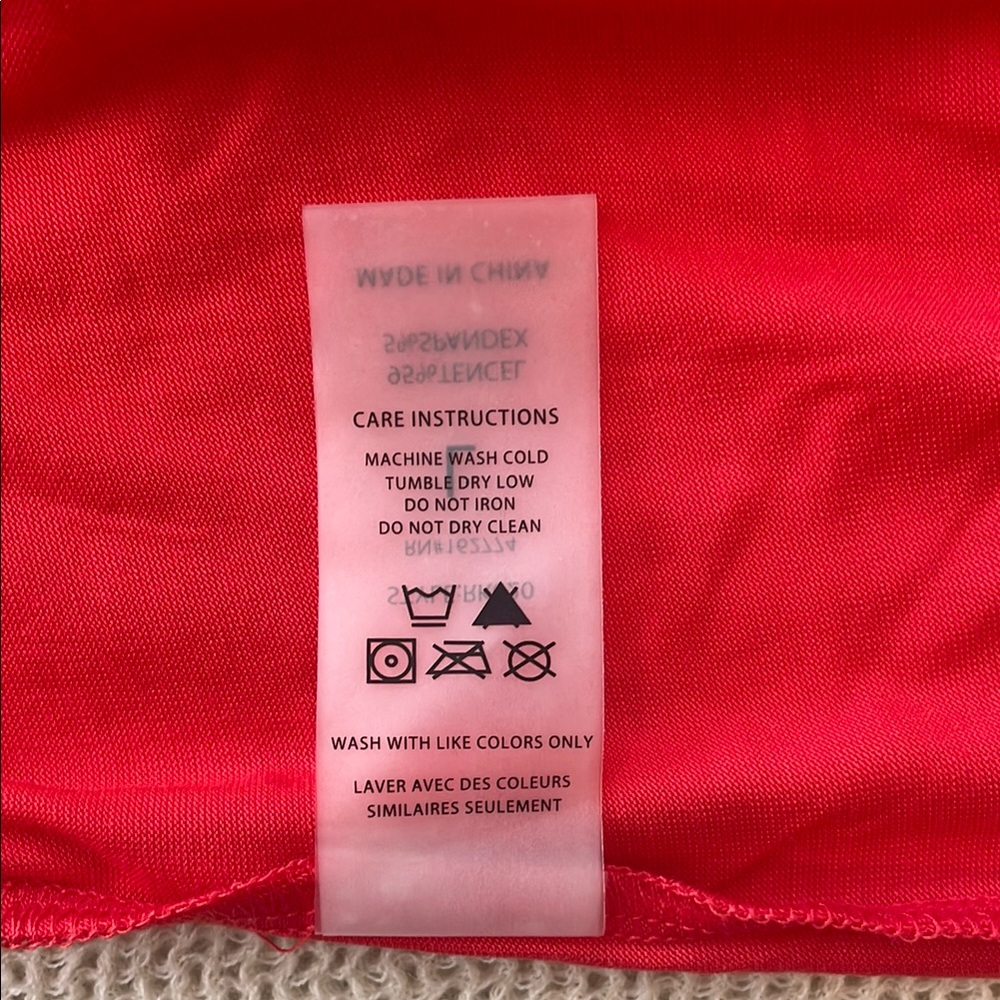 Mono B Red Crop Top Size L Tie Shoulder Cold Shoulder Elastic Hem NWT - Picture 7 of 7